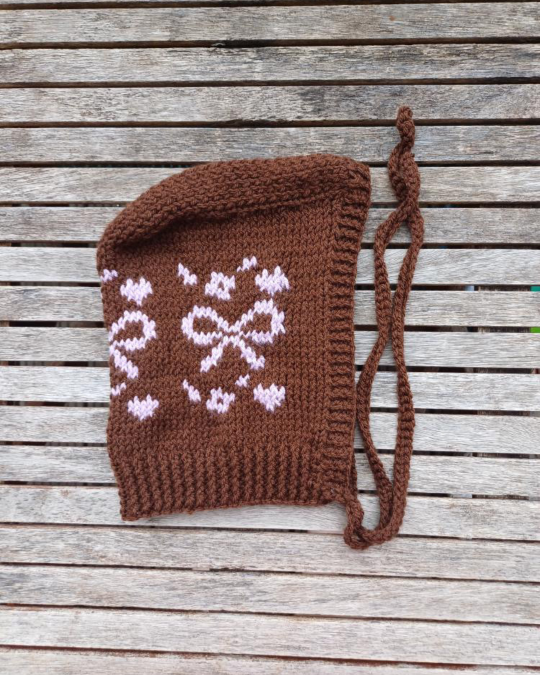 Darling Bonnet Knitting Pattern