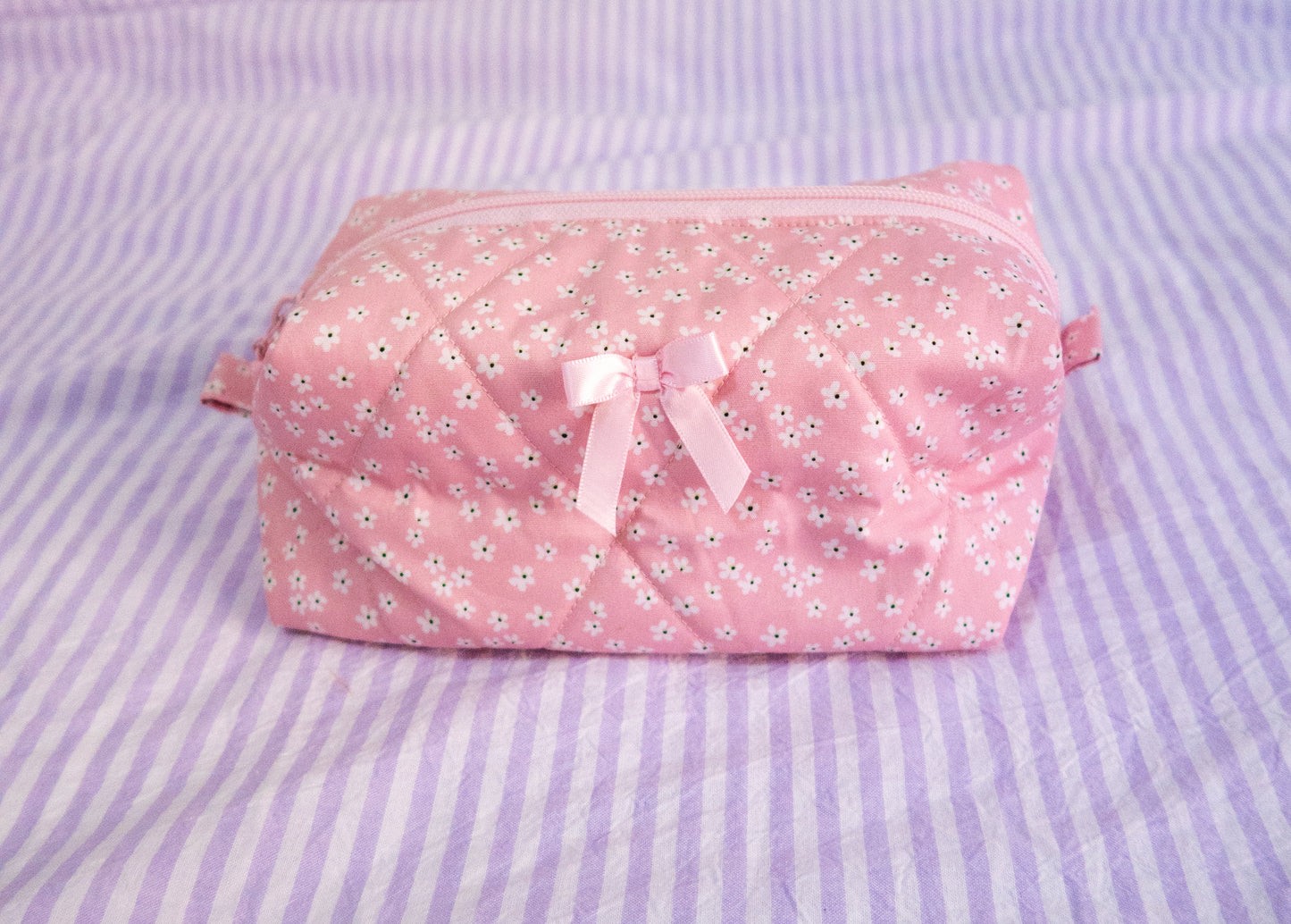 Daisy Chic Makeup Bag